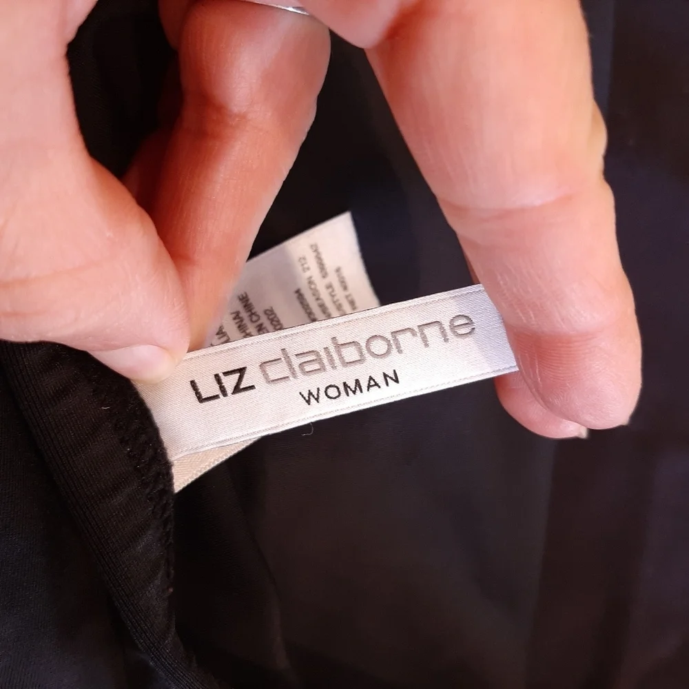 LIZ CLAIBORNE Swim Skirt Solid Black Plus Size w Tummy Control Panel